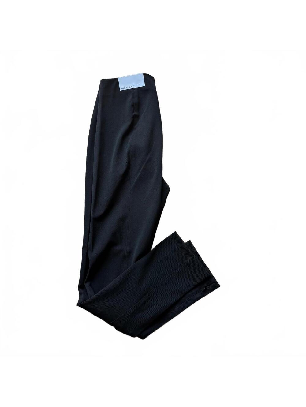 NWT Ann Taylor "The Audrey" Black Ankle Pants Size 6